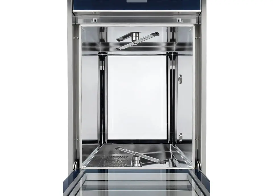 Smeg-thermodesinfector met open deur
