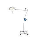 Dr. Mach LED 150 operatielamp, statiefmodel op 4-voets SWING statief