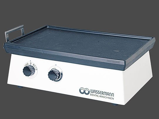 [169997A] Wassermann KV-56 Power Vibrator, kunststofgecoate gietbehuizing, wit